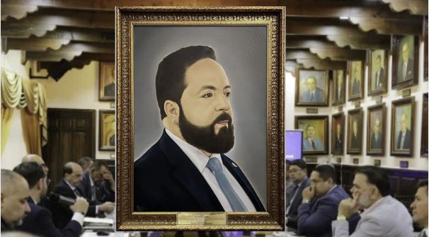 Moción aprobada para retirar el retrato de Luis Redondo y colocar el de Jorge Cálix en el CN