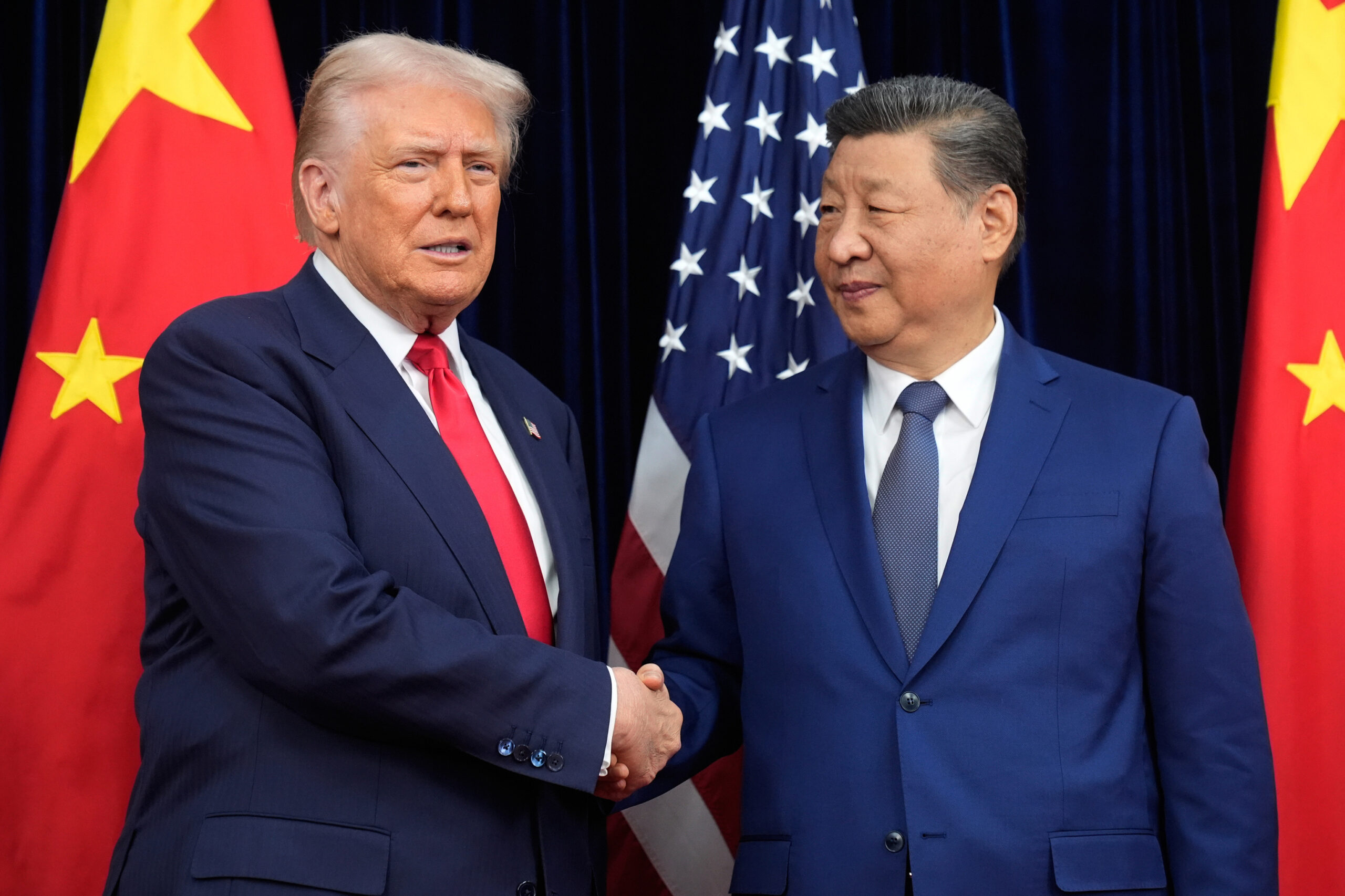 Trump llega a Pekín mientras crecen las tensiones entre Estados Unidos y China