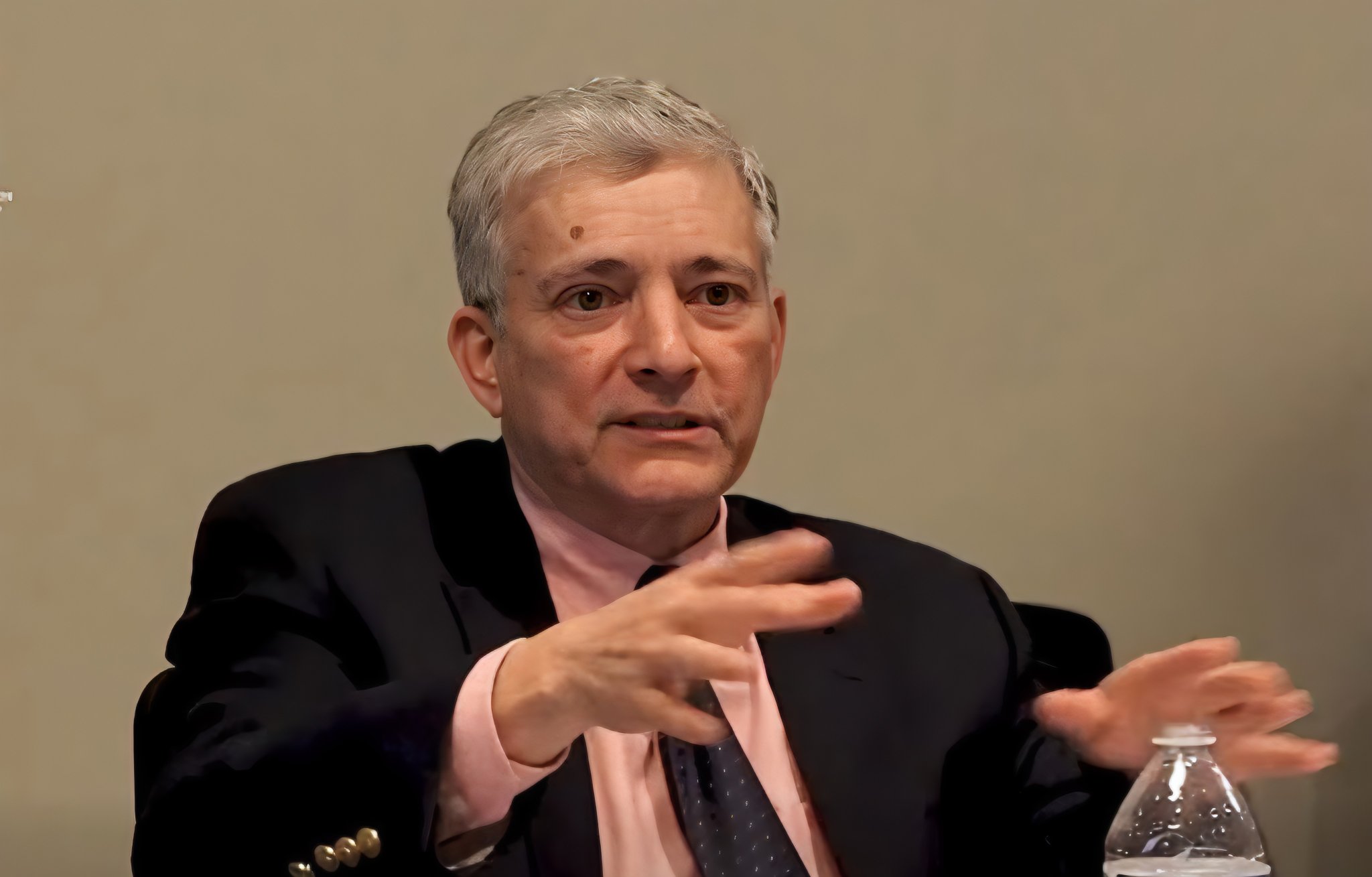 Ministro advierte que el uso de plantas diésel incrementaría la tarifa eléctrica en Honduras