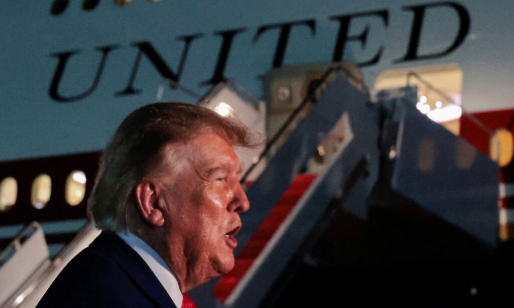 Donald Trump asegura control total del Estrecho de Ormuz