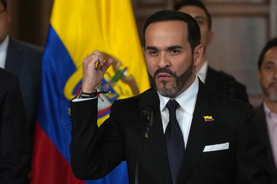 La Espriella convoca al sector privado para impulsar su plan de reconstrucción tras el terremoto