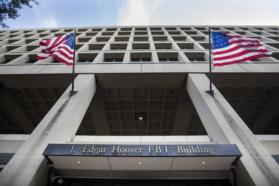 La Justicia bloquea el plan de Trump para trasladar la sede del FBI a Maryland