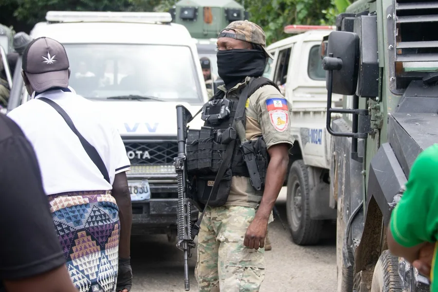 Trece de los 60 rehenes liberados por una banda en Kenscoff, Haití