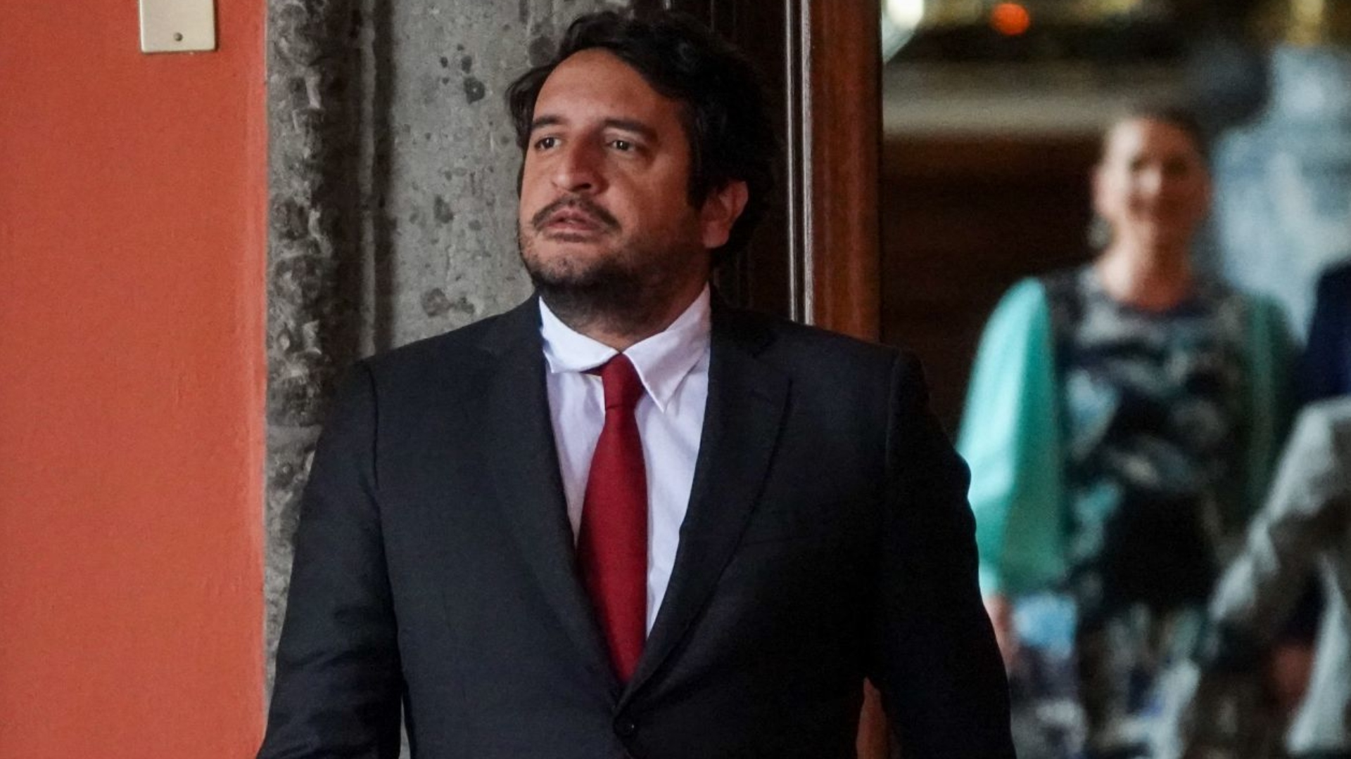 EE. UU. investiga a Andrés López Beltrán, hijo de AMLO, por presunto crimen organizado y contrabando de combustible