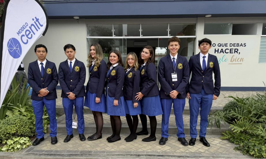 Honduras, único país centroamericano que participa en el encuentro escolar de liderazgo CENIT en Lima, Perú