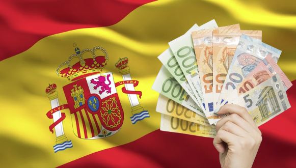 Hondureños residentes en España envían 93 millones de dólares en remesas