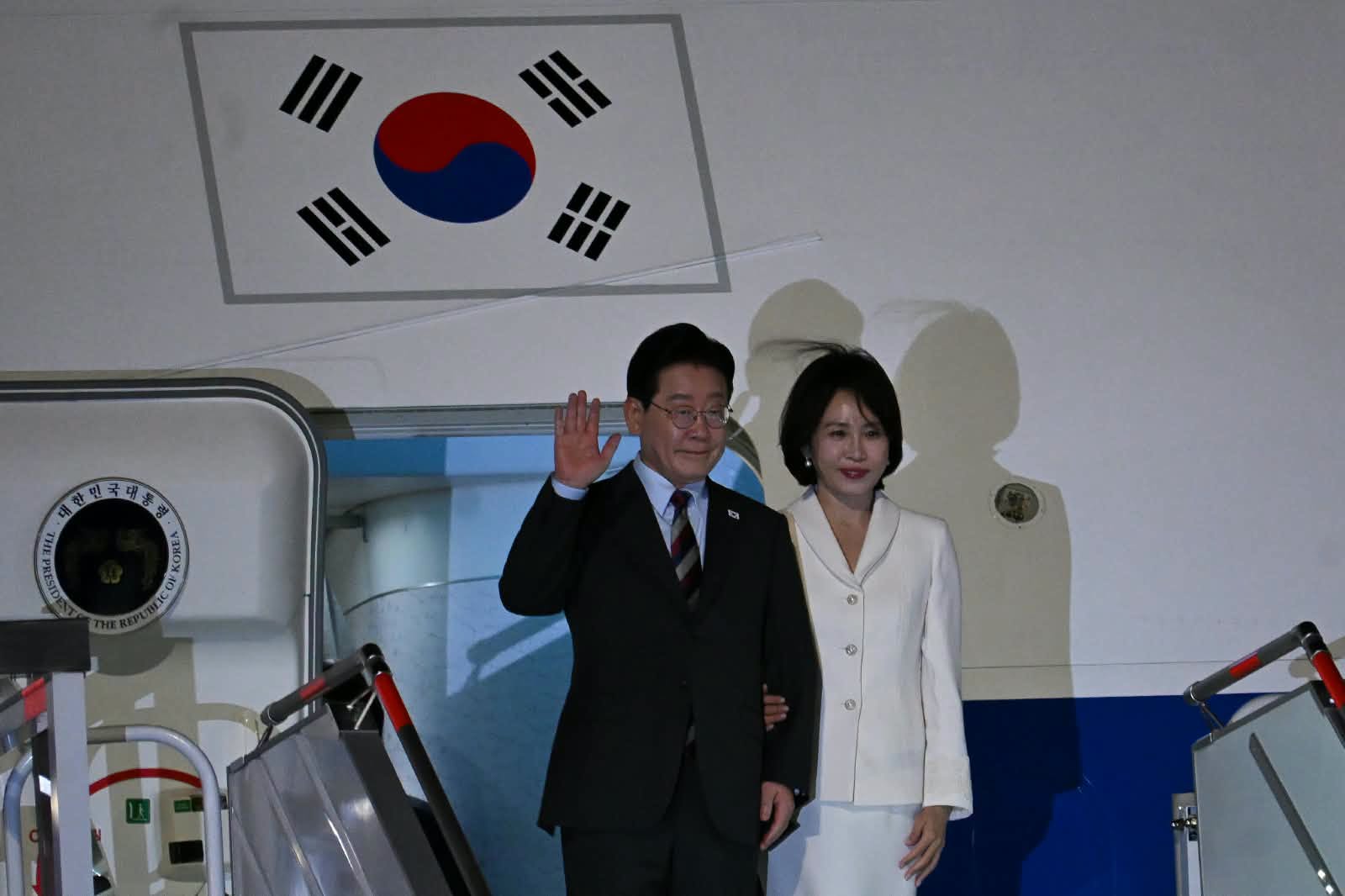 Lee Jae-myung llega a México para reunirse con Claudia Sheinbaum