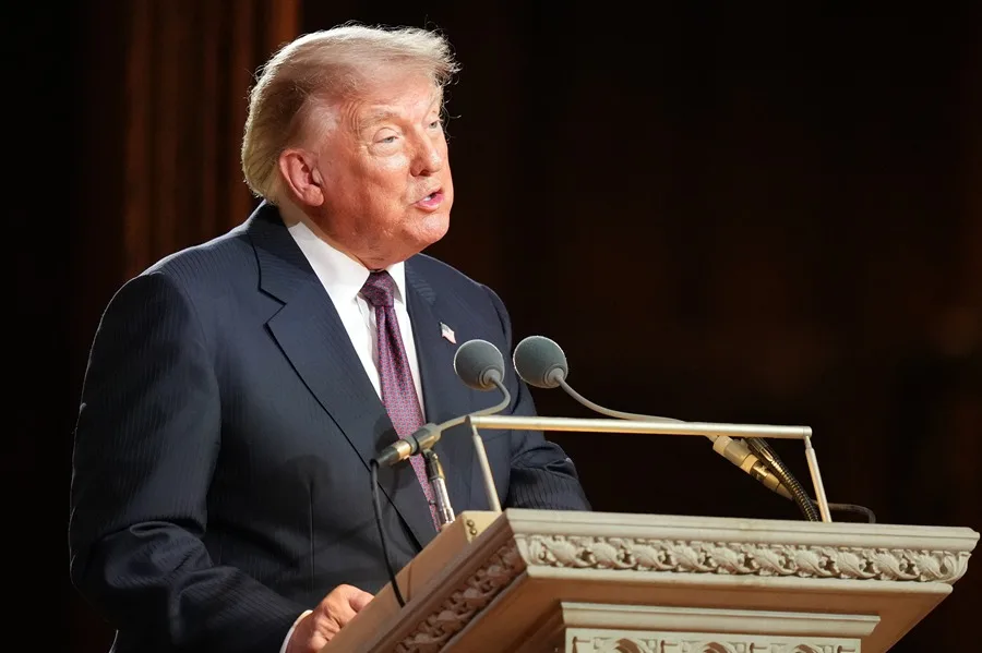 Trump reitera su promesa de 5.000 dólares en dividendos si los republicanos ganan las elecciones legislativas