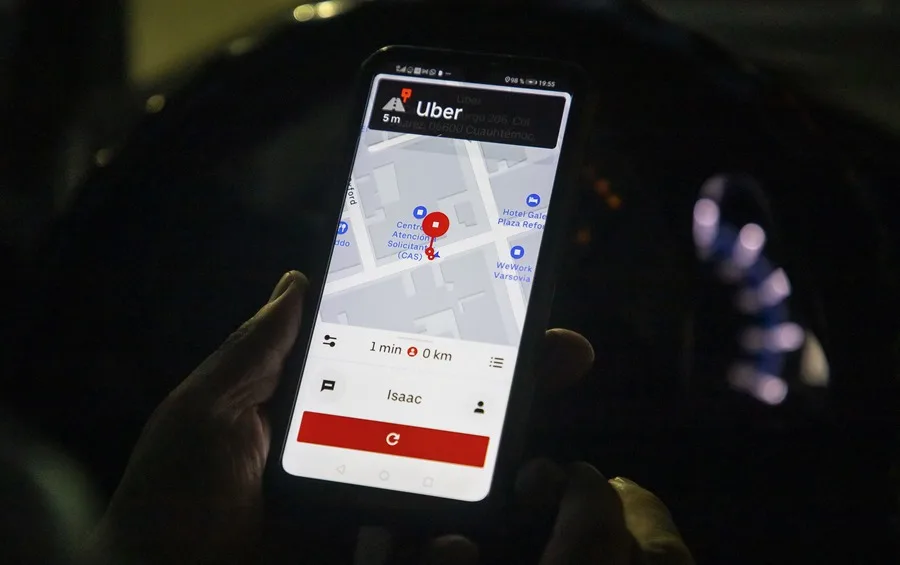 Uber enfrenta una demanda de 40 millones de dólares por la muerte de una joven abandonada en una autopista de Estados Unidos