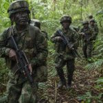 El ejército de Colombia tiene más soldados que los de Argentina y Chile juntos y lleva 60 años en la guerra más larga del continente