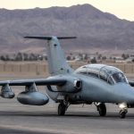 El fabricante latinoamericano que ya le vende aviones militares a Europa firmó el mayor contrato de su historia en Medio Oriente