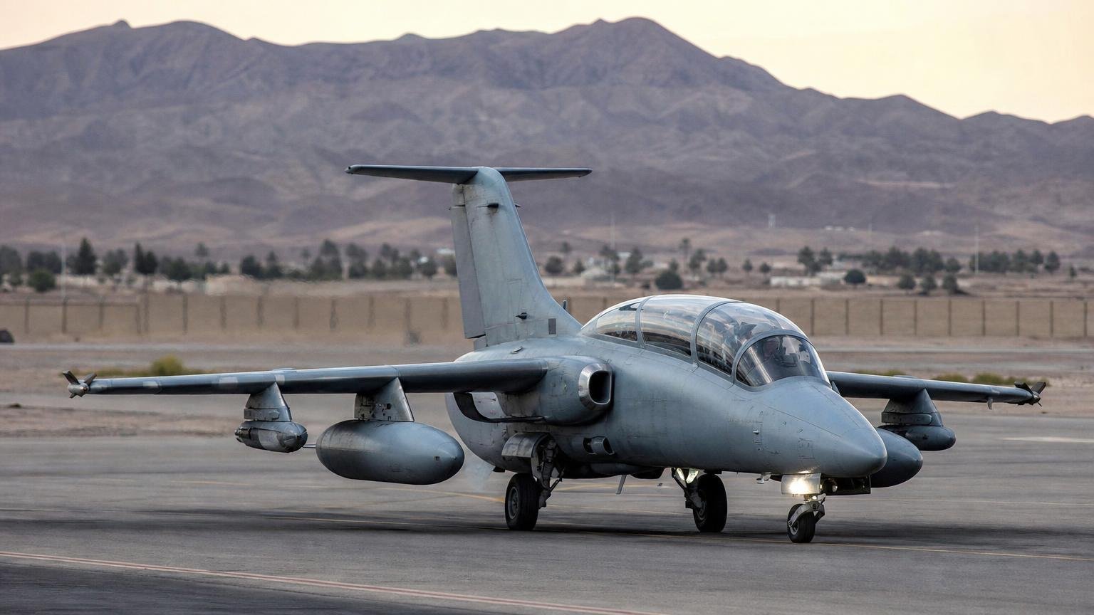 El fabricante latinoamericano que ya le vende aviones militares a Europa firmó el mayor contrato de su historia en Medio Oriente