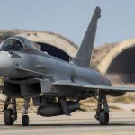 España firmó la mayor compra de cazas de su historia: 45 Eurofighter nuevos para relevar a los F-18 de Canarias y Sevilla