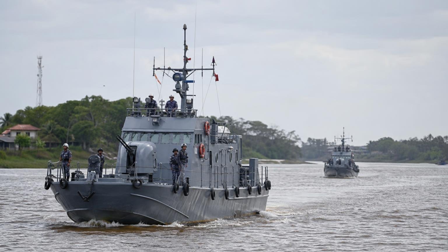 Paraguay no tiene ni un metro de costa y mantiene una armada con miles de marineros y una flota de guerra en el río Paraguay
