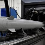 Un misil que sale de una impresora 3D en dos días promete rellenar los arsenales vacíos de Estados Unidos: 500 al año