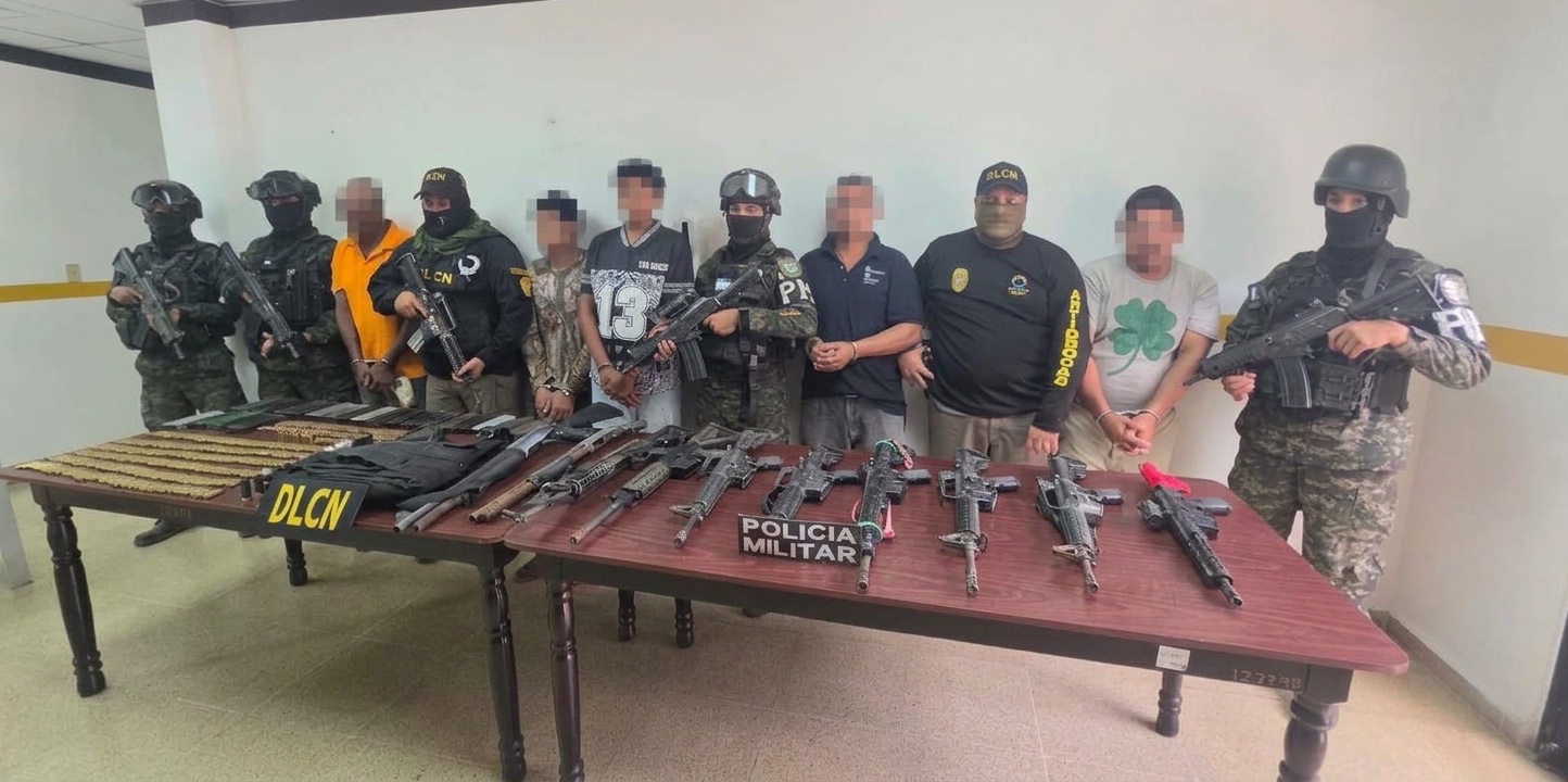 Duro golpe a la MS-13: cinco presuntos integrantes arrestados con fusiles y escopetas en El Progreso, Yoro