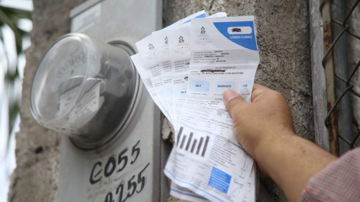 La tarifa eléctrica se eleva, pero no se reflejará en el recibo; la CREE aprueba un ajuste promedio de 0,64%