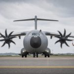 El avión militar más grande que se fabrica en Europa sale de una planta de Sevilla y hasta Alemania y Francia lo reciben de allí