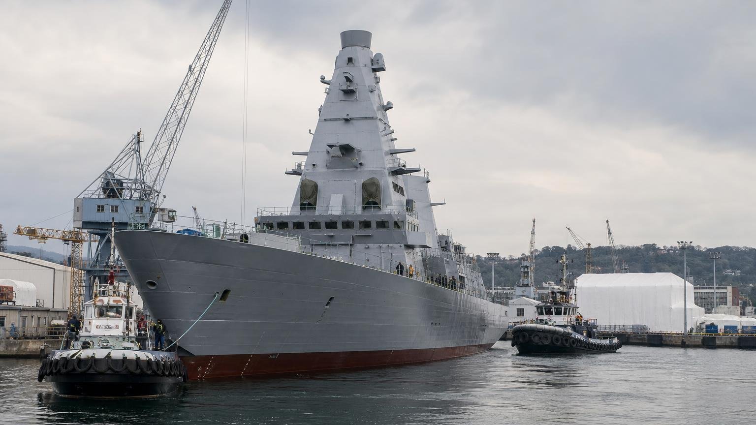 La armada española encargó cinco fragatas nuevas por 4 mil millones y la primera ya está en el agua
