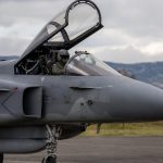 La fuerza aérea de Ecuador vuela cazas sudafricanos y es la única de América que los compró