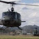 Los helicópteros Huey que Estados Unidos usó en Vietnam siguen volando en seis ejércitos de América Latina 50 años después