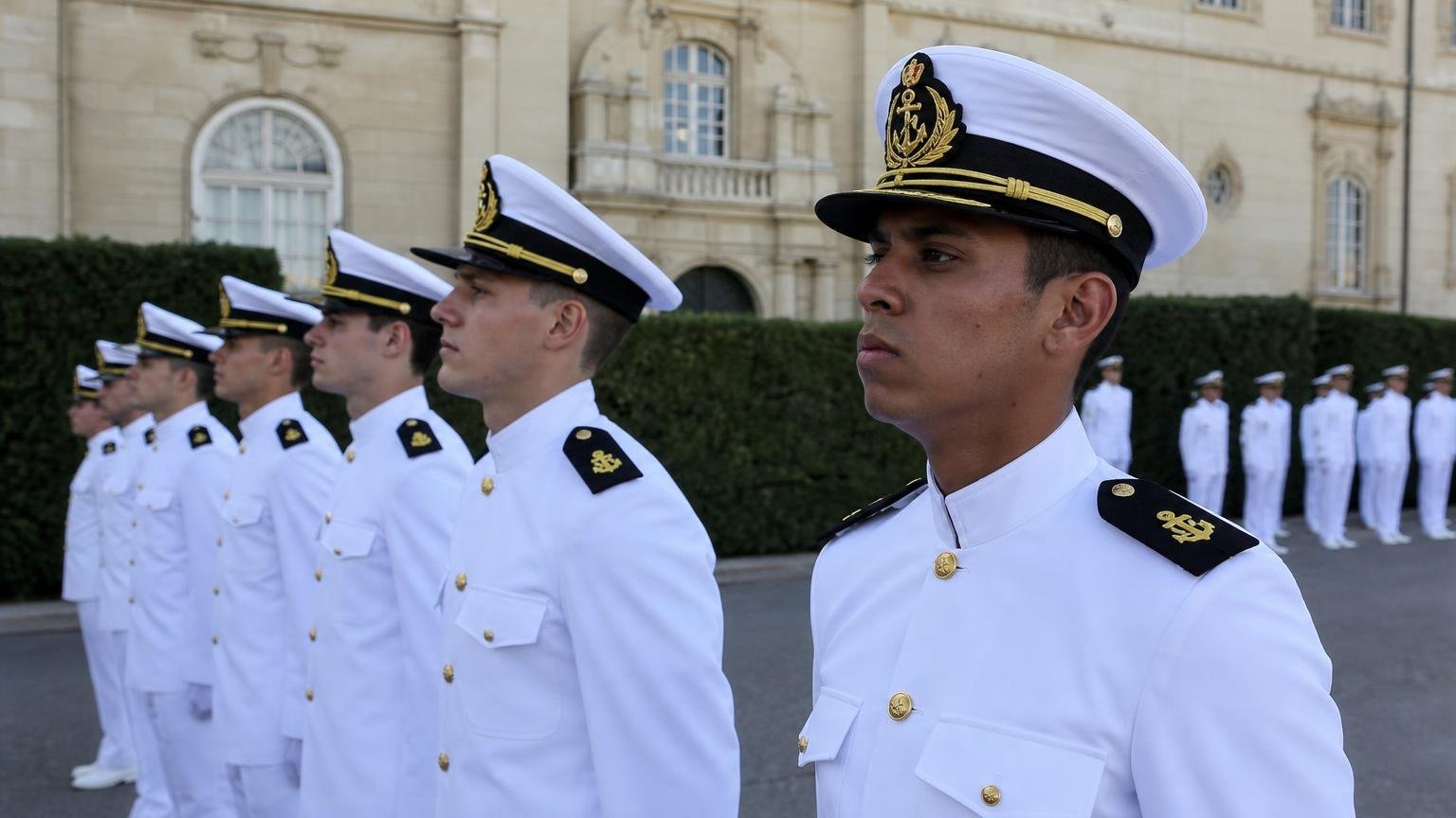 Media América Latina manda a sus oficiales de marina a formarse en la Escuela Naval de España y el acuerdo ya cumple 30 años