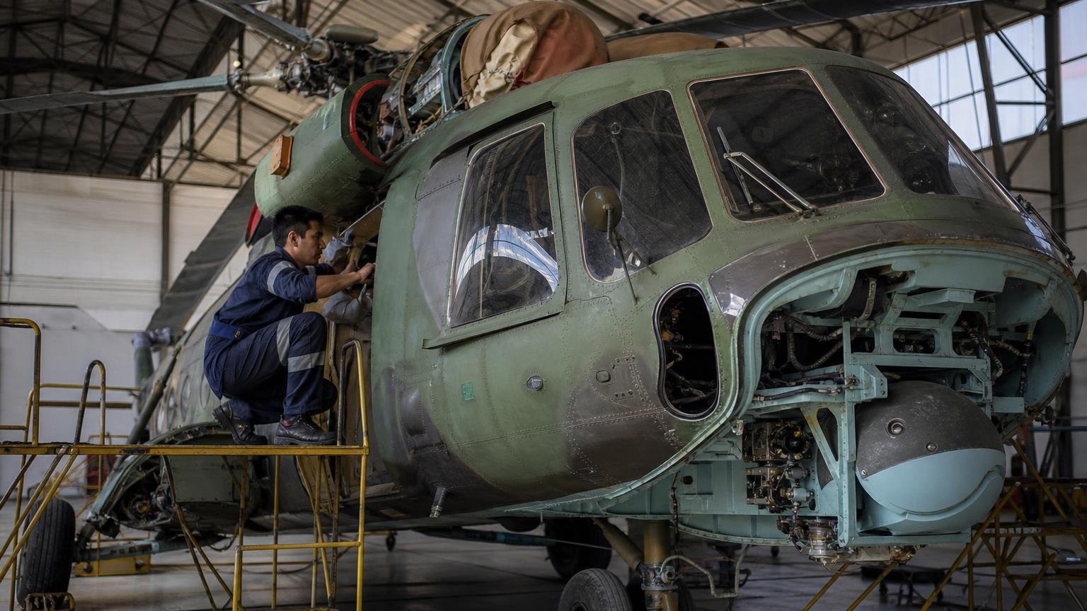 Rusia montó en Perú su único taller de helicópteros militares de América y allí se reparan los de medio continente
